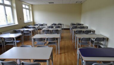 Explorer l'intérieur du collège Saffimbec : Existe-t-il des images sur Google Maps ?
